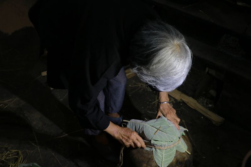 8.燉酒——將熟化后的酒液，放進燉酒間進行3天3夜的暗火燴灸。.jpg